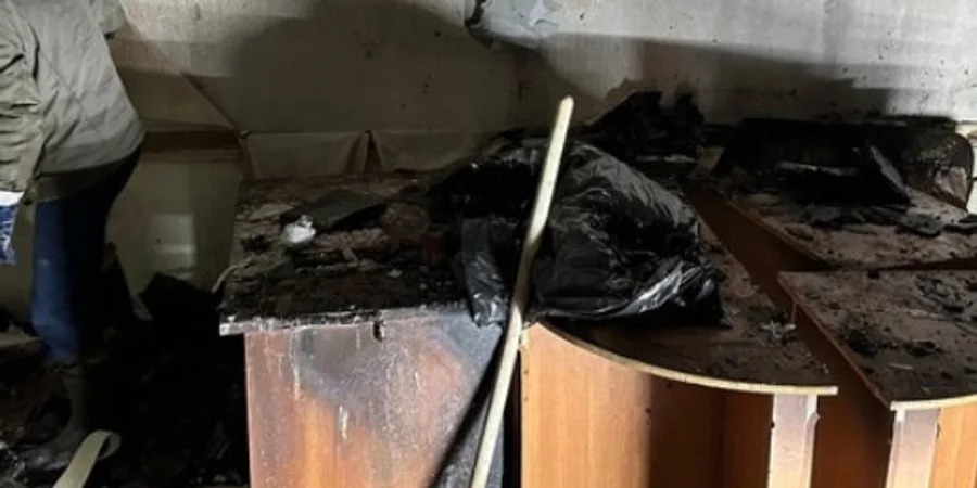 В России подожгли офис, где сохранилась гуманитарка для армии РФ - фото 1